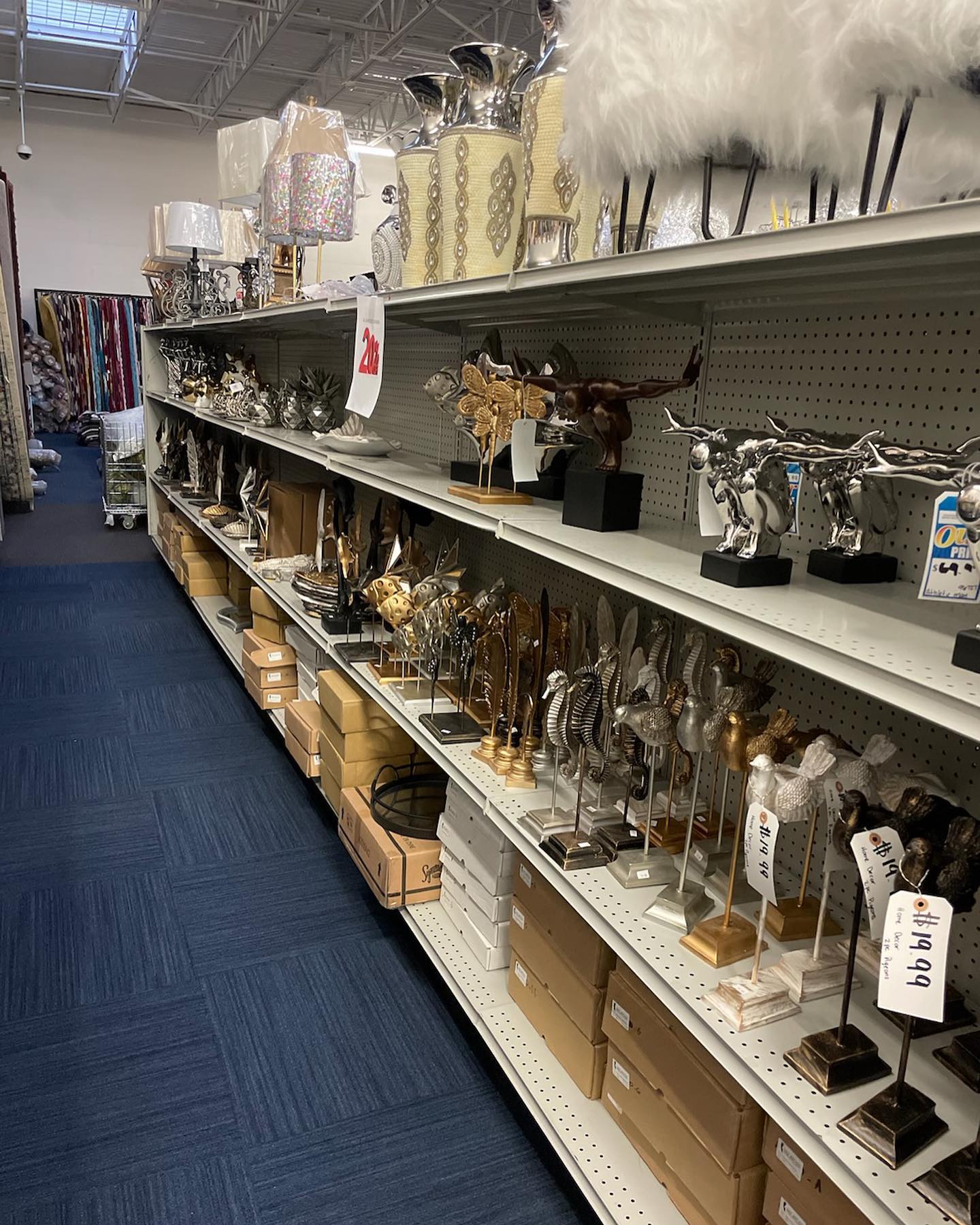 Mega Furniture Outlet Offers Living Room Furniture in Indianapolis, IN 46254