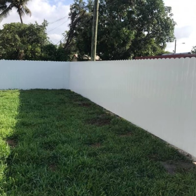 RESIDENTIAL FENCING