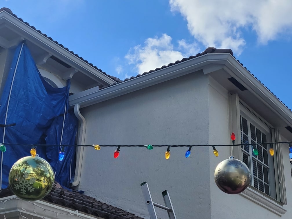 Mike Seamless Gutters, Inc is a Gutter Maintenance Company in West Palm