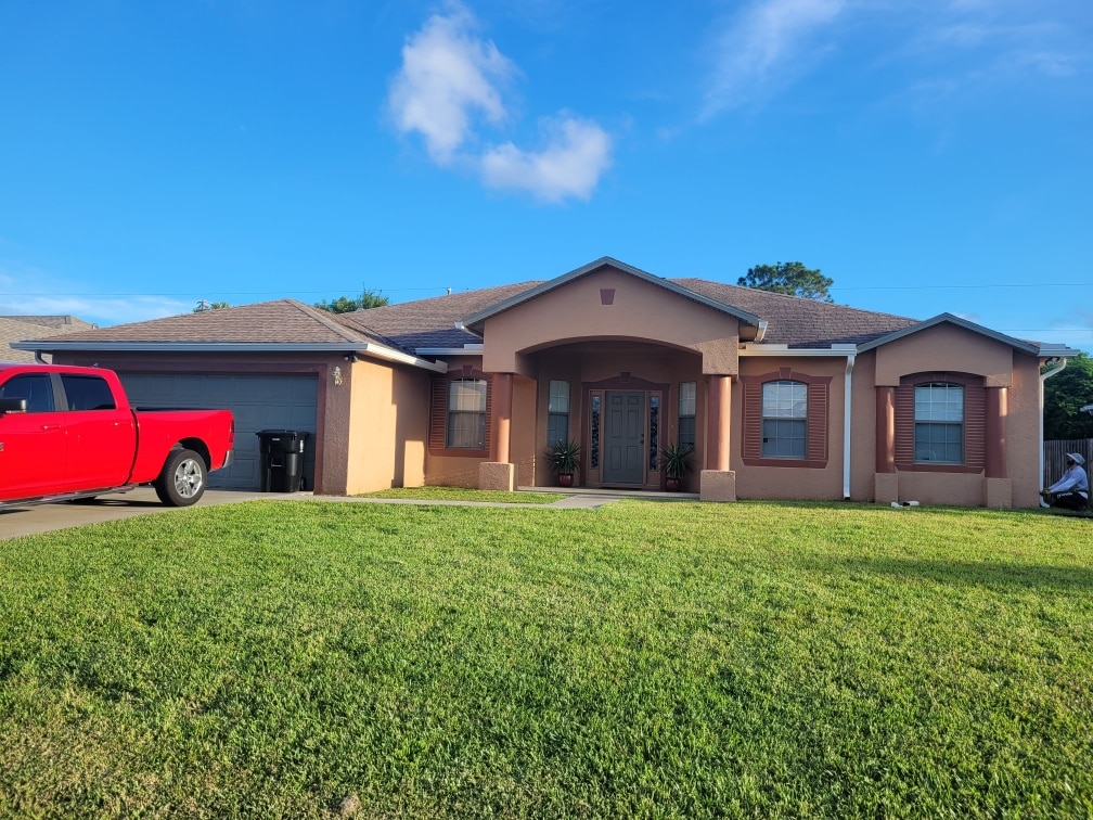 Mike Seamless Gutters, Inc is a Gutter Maintenance Company in West Palm