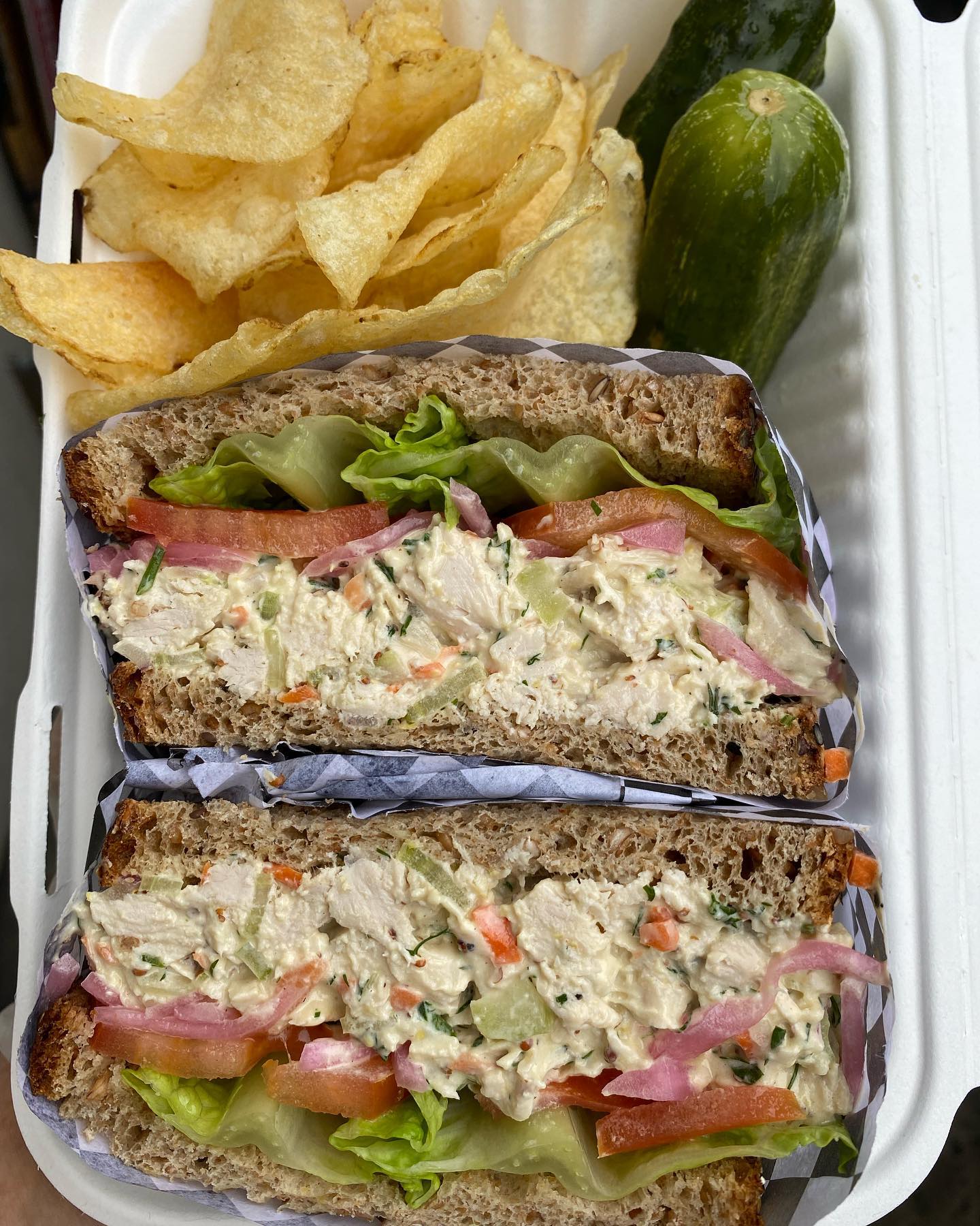 Greens On The Go Offers Takeout Services in Darien, CT 06820