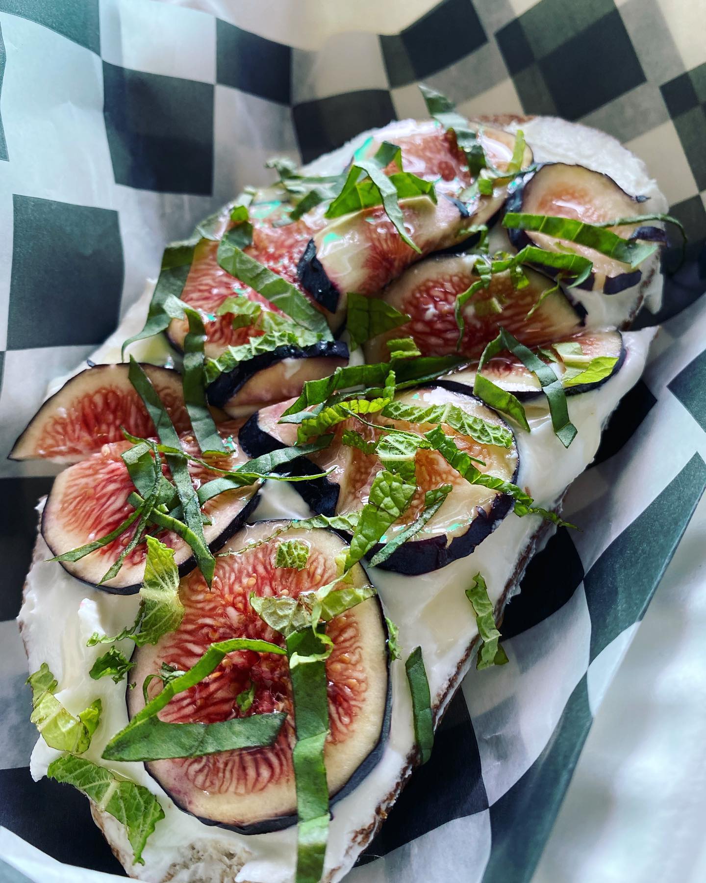 Greens On The Go Offers Takeout Services in Darien, CT 06820