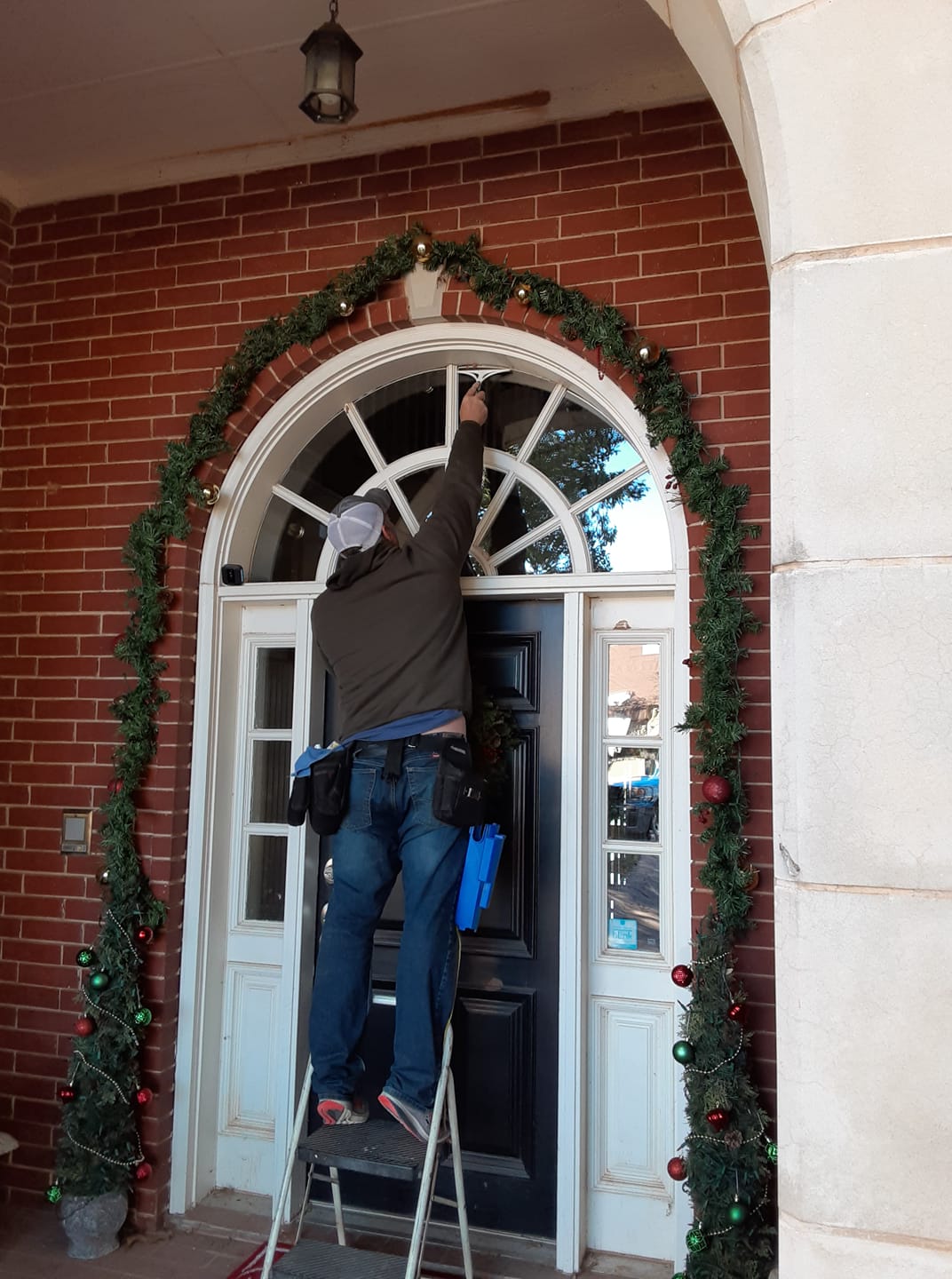 Pane in the Glass Offers Residential Window Cleaning in Abilene, TX 79605