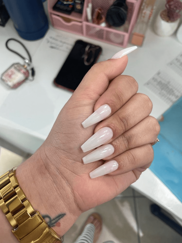 YN Nails & Beauty Salon Offers Eyebrow Waxing in Miami, FL 33177