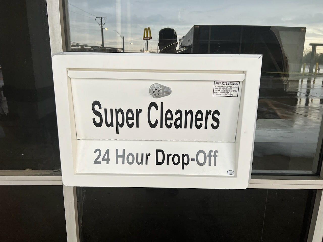 Super Cleaners Offers is a Dry Cleaner in Crowley, TX 76036