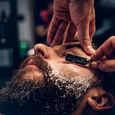 STRAIGHT RAZOR SHAVES
