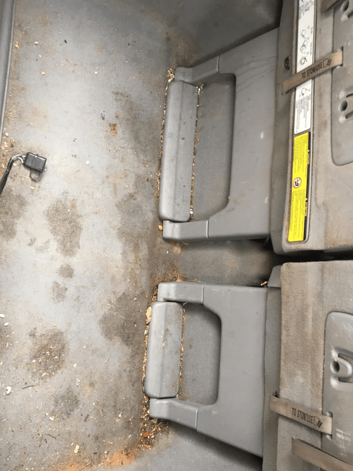 Mo's Carpet Shampooing Services & Auto Detailing Offers Car Cleaning in South Williamsport, PA 17702