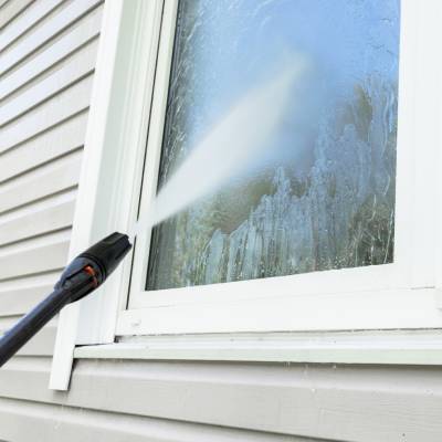 WINDOW CLEANING SERVICES