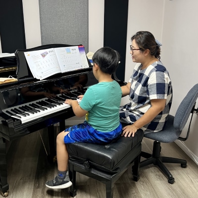 PRIVATE MUSIC LESSONS