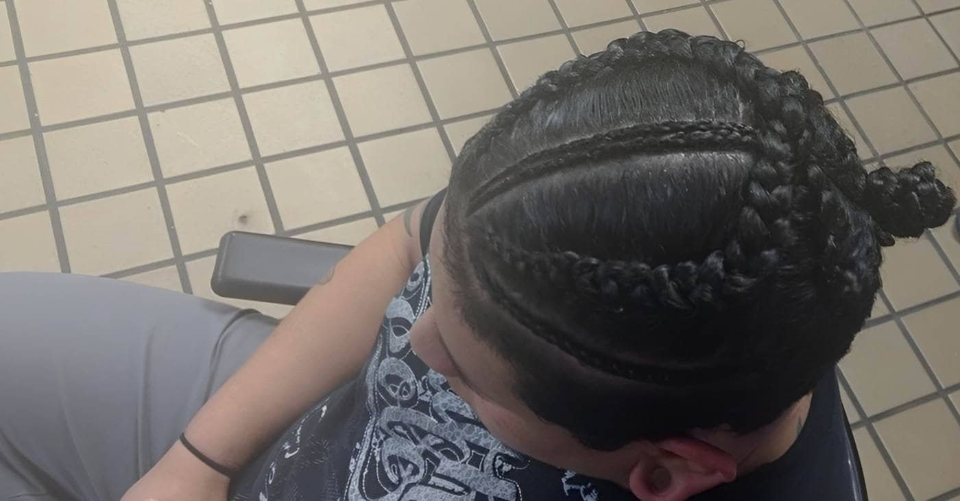 Reed’s barber and beauty salon is a in Joplin, MO 64801