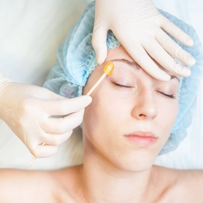 EYEBROW WAXING SERVICE