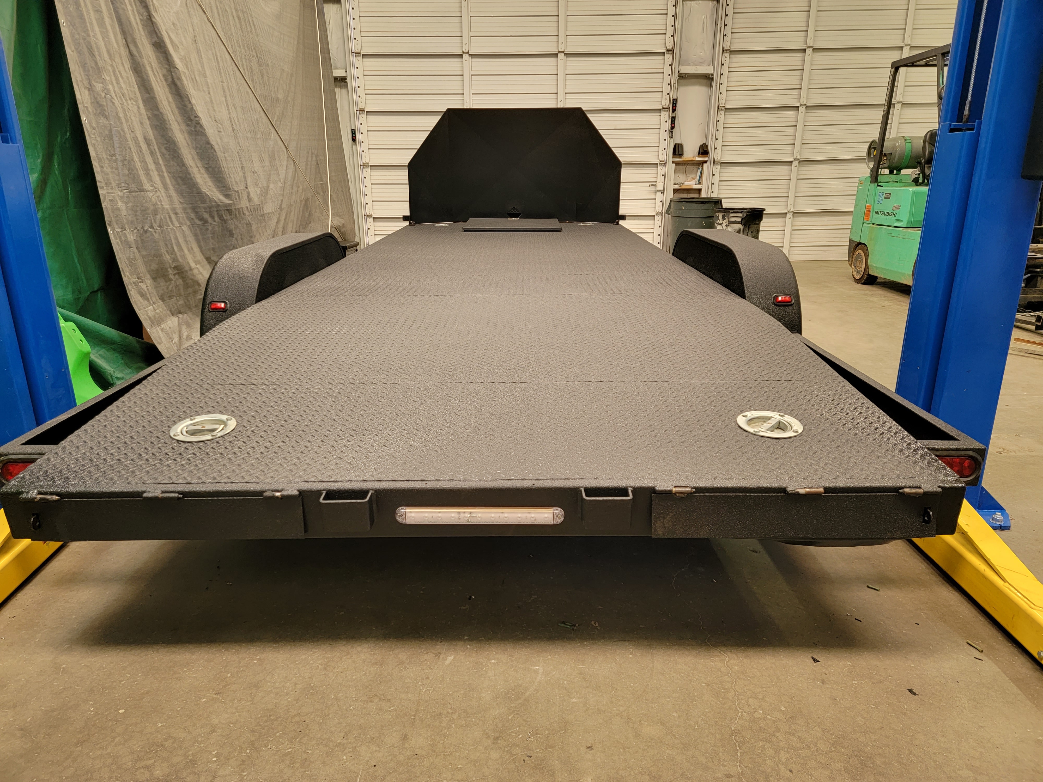 Edmond Bedliners Offers Trailer Tires in Edmond, OK 73013