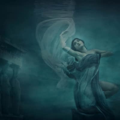 UNDERWATER PHOTOGRAPHY 