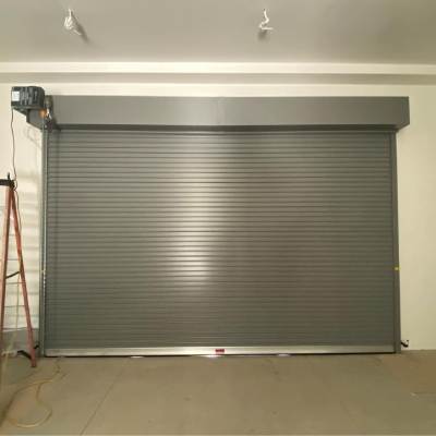 COMMERCIAL ROLL UP DOORS