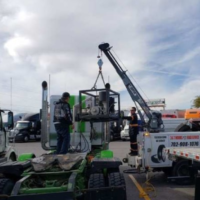 DIESEL TRUCK MECHANIC