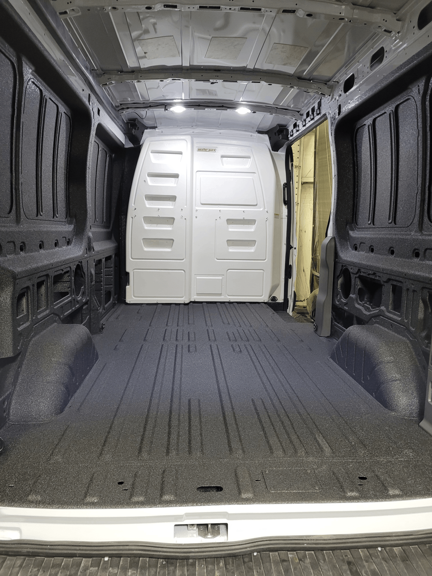 Edmond Bedliners Offers Trailer Tires in Edmond, OK 73013