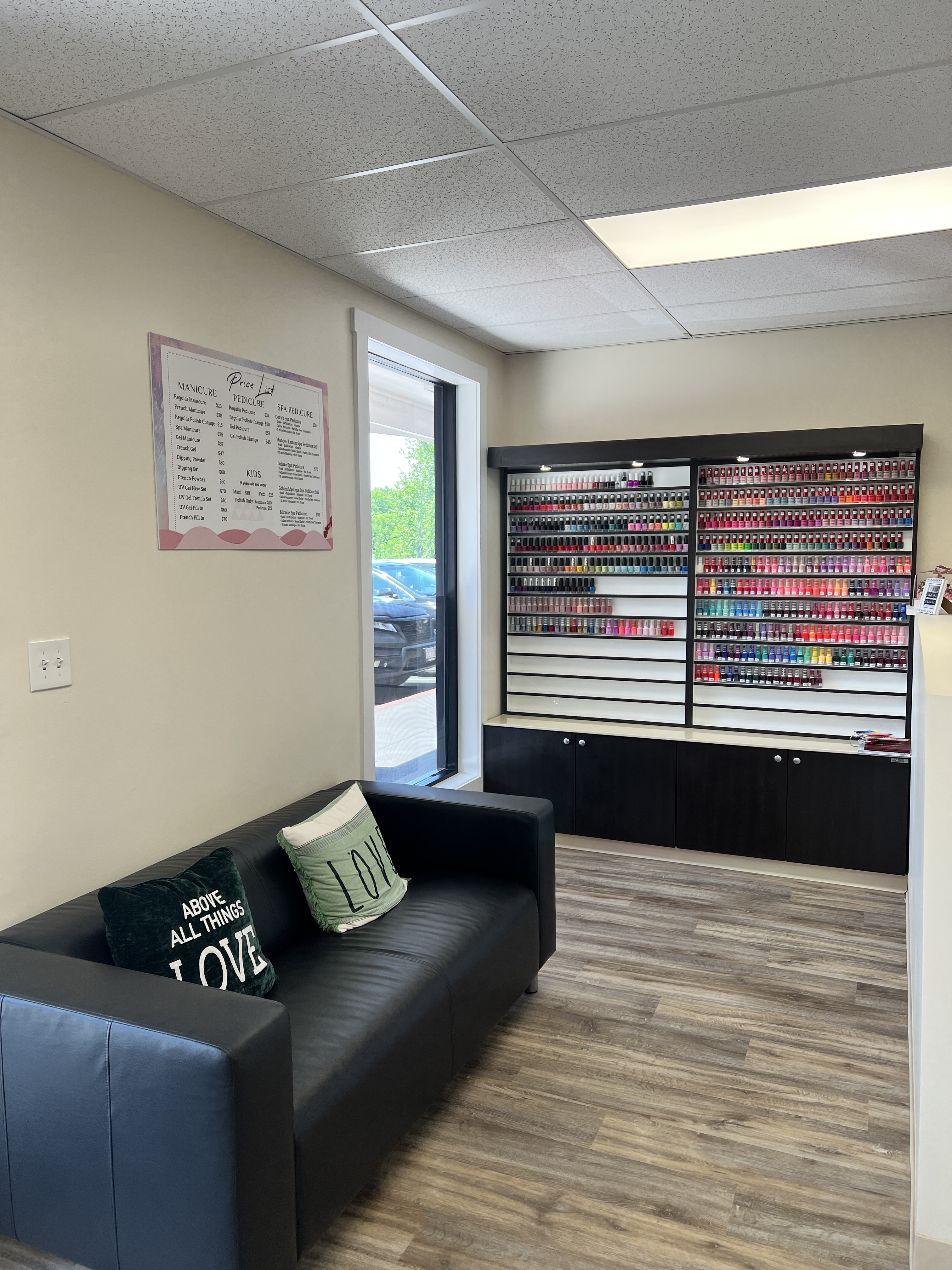 Cozy Nails & Spa Offers Manicures in Westfield, MA 01085