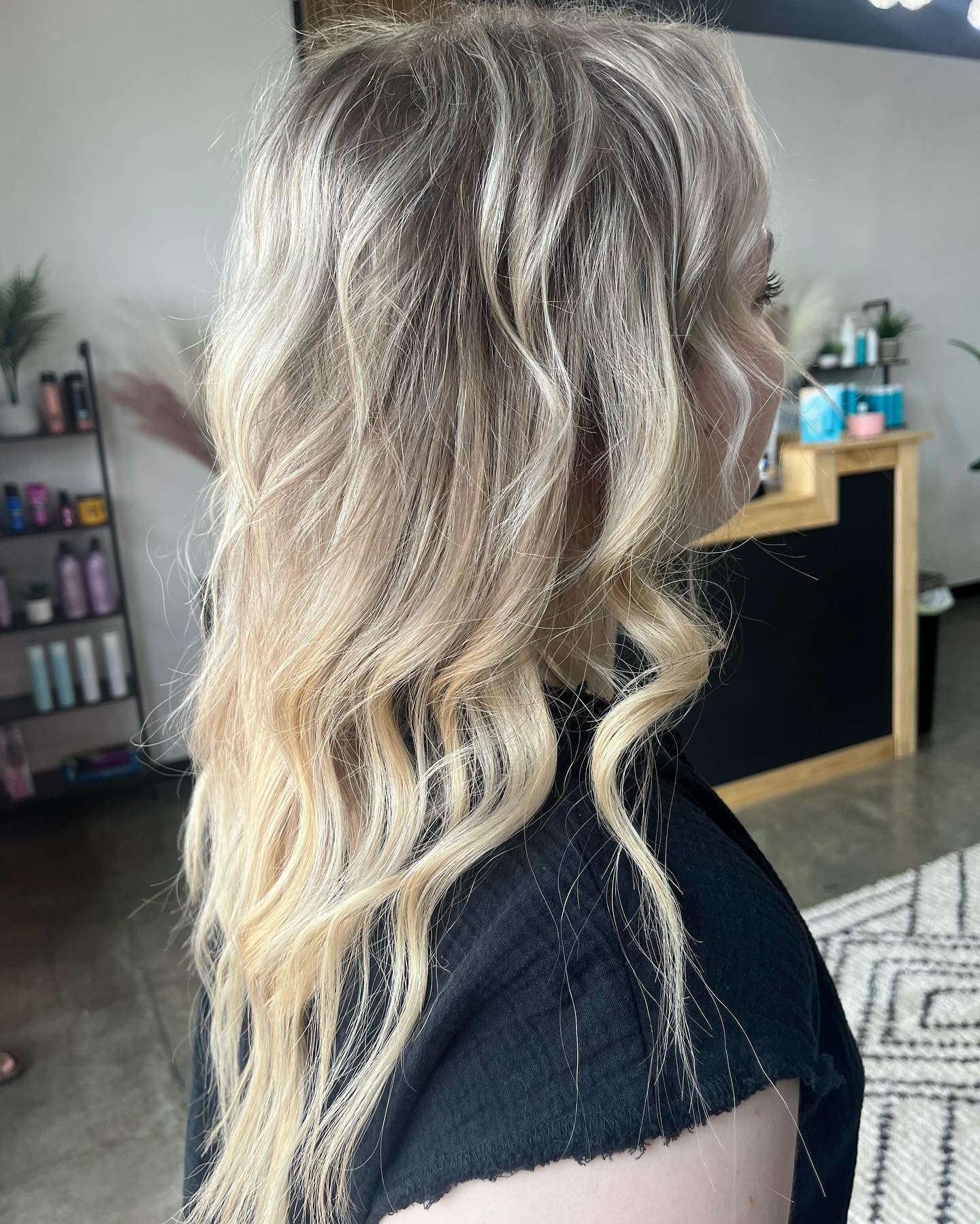 Blush Hair Salon & Extensions Offers Highlights in Murfreesboro, TN 37129