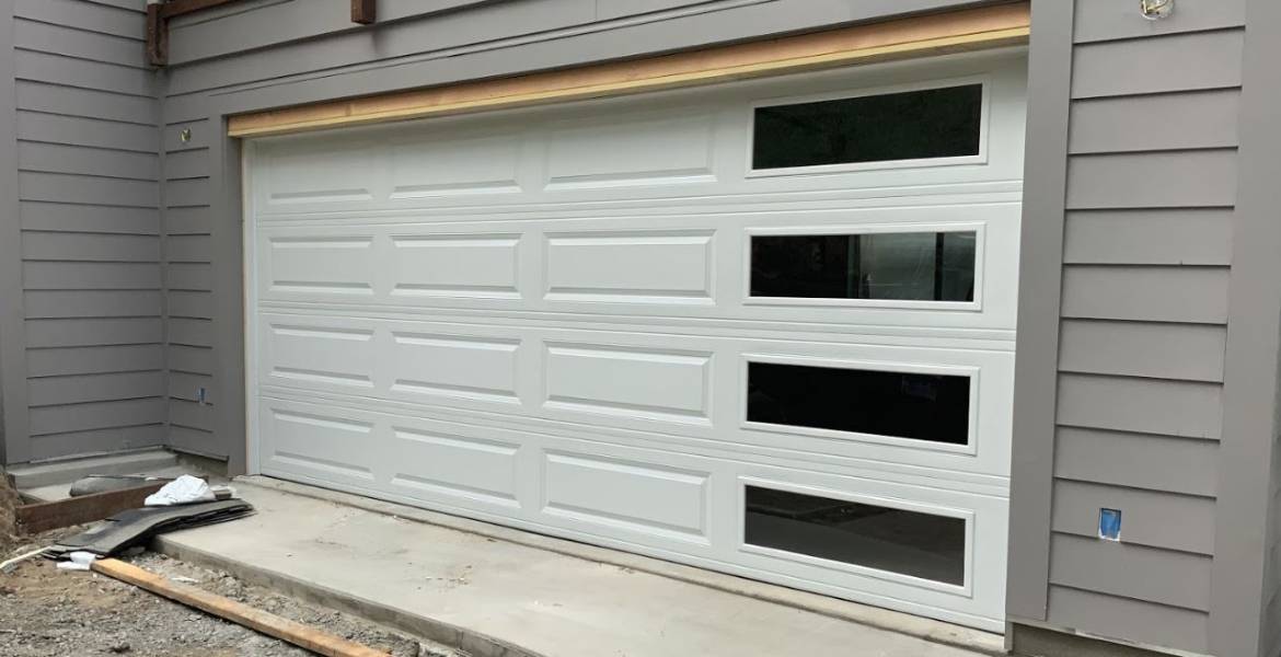 M & M Garage Doors