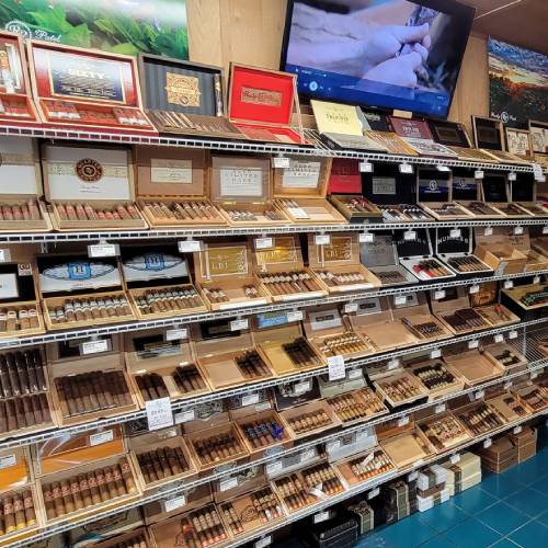 Jay's Smoke Shop is a Smoke Shop in Worcester, MA 01604