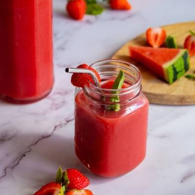 FRUIT SHAKES
