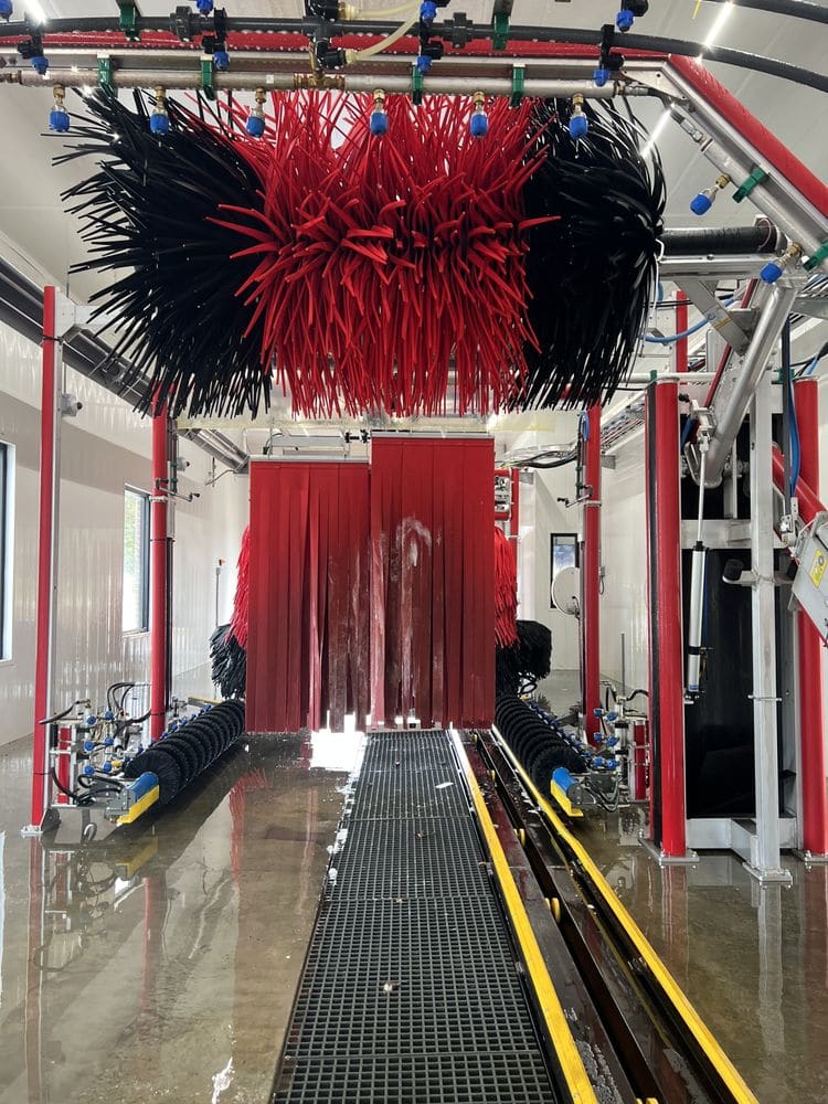 Jim's Express Car Wash Offers TouchFree Car Washes in Mount Washington