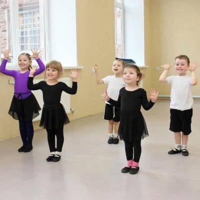 KIDS DANCE LESSONS
