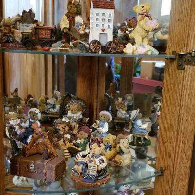 COLLECTIBLE AUCTIONS