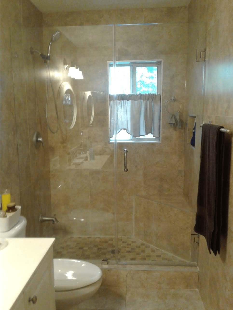 Marti Glass Shower Enclosures Offers Frameless Shower Enclosures in