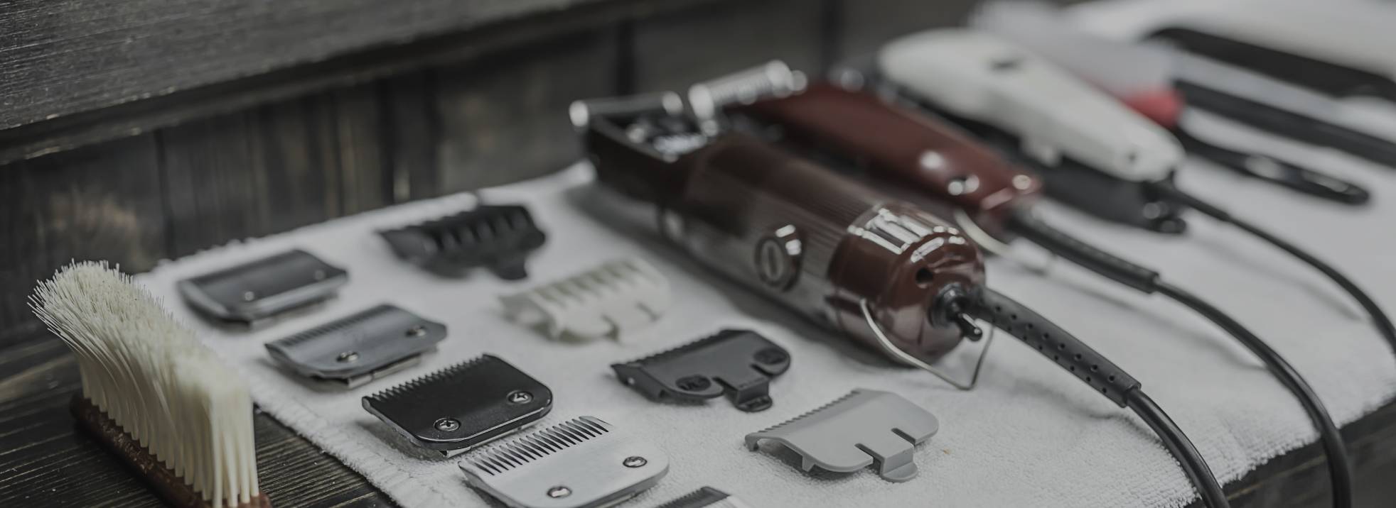 E'Clips Cuts & Services is a Barber Shop in Plymouth, MI 48170