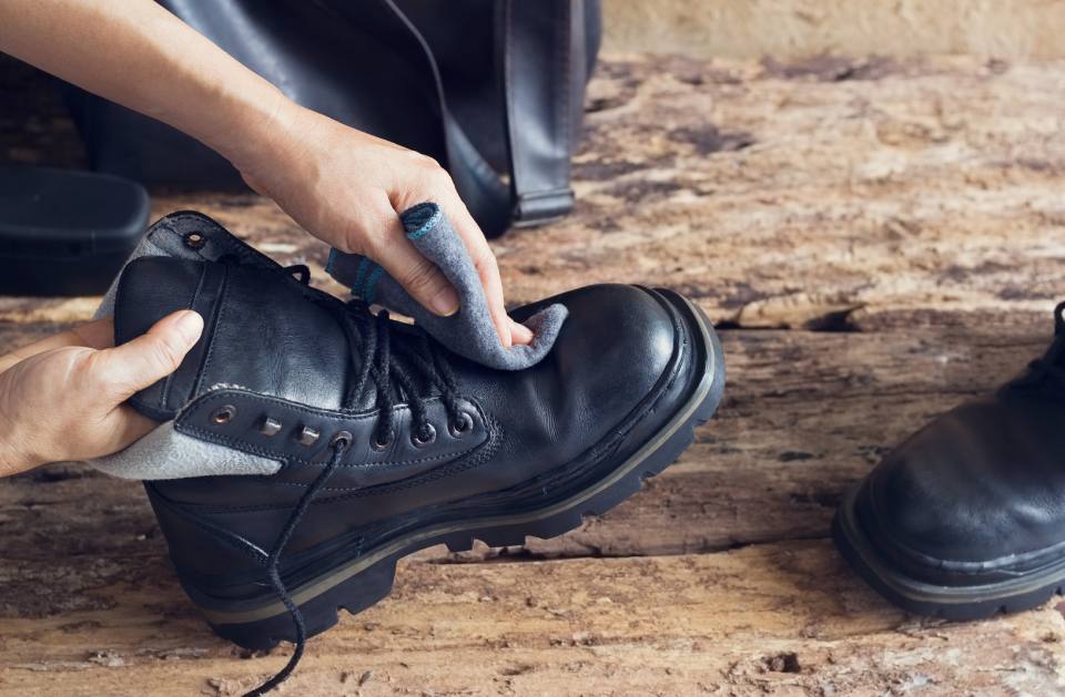 SHOE CLEANING SERVICES