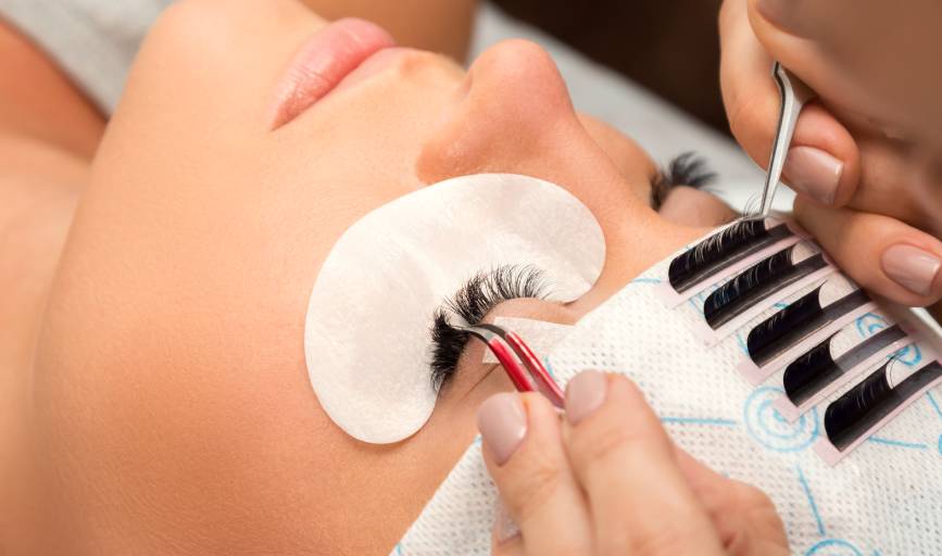 Maya's Eyebrow Threading, Lashes & Henna Design