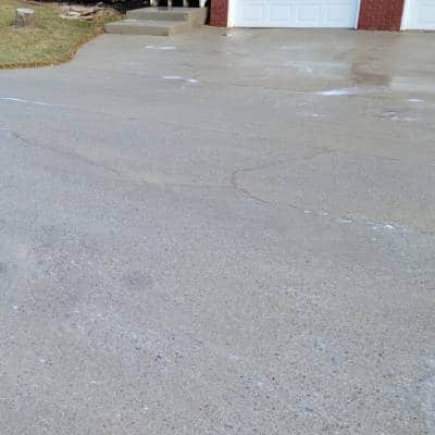 DRIVEWAY CLEANING