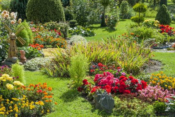 Handyman Dragon and Sweet Pea Ink