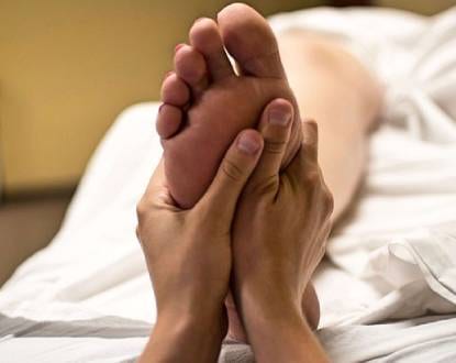 FOOT MASSAGE
