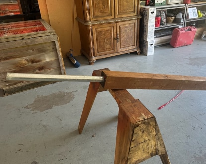 POST ON PIPE FENCING