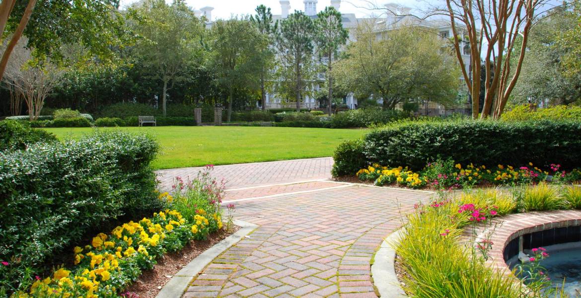 Eco Verde Landscaping and Snow Removal LLC