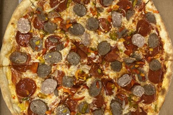 F and L Pizza Cafe 2