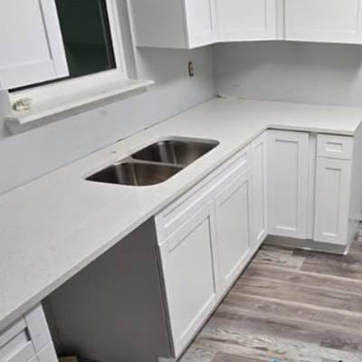 QUARTZ COUNTERTOPS
