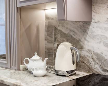 QUARTZ COUNTERTOPS INSTALLATION