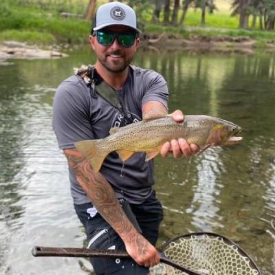 FLY FISHING OUTFITTER