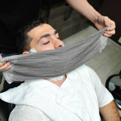 HOT TOWEL SHAVE