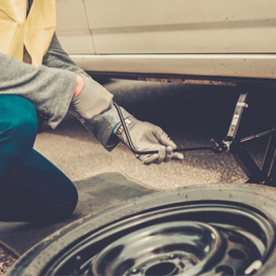 TIRE CHANGING SERVICE