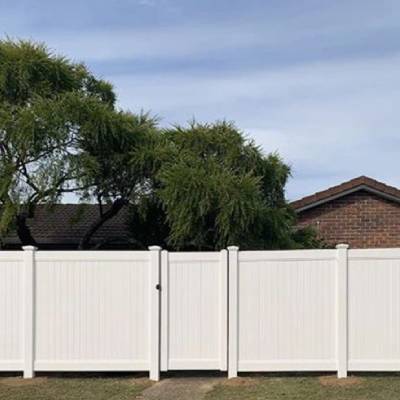 VINYL FENCE