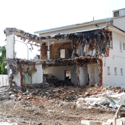 DEMOLITION SERVICES