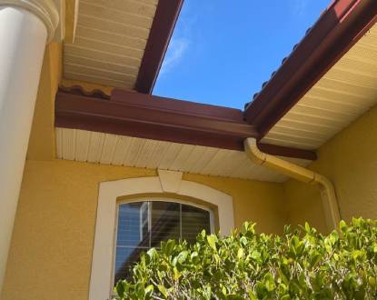 SOFFIT SERVICES