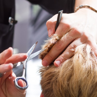 MEN'S HAIRCUT