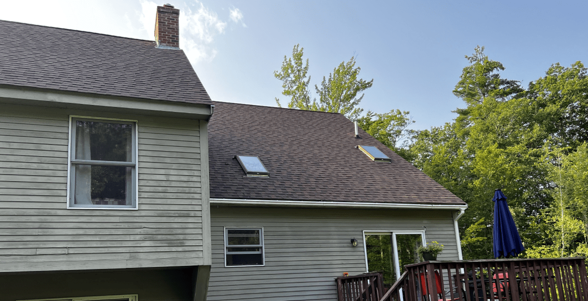 Baez Roofing and Siding, LLC