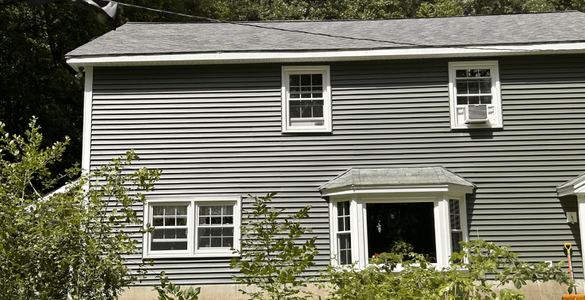 Baez Roofing and Siding, LLC