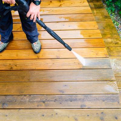 PRESSURE WASHING SERVICE